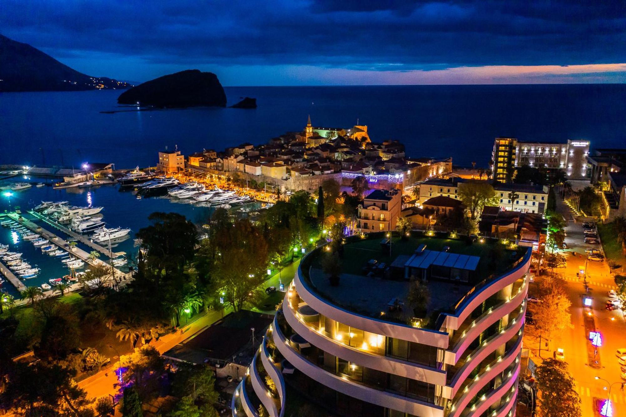 Royal Gardens Paradise Aparthotel 4*